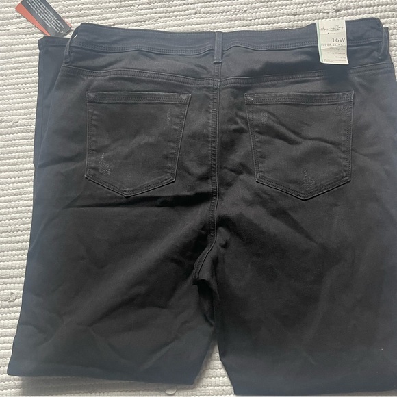 American Rag Jeans | Nwt American Rag Distressed Ripped - Picture 6 of 10